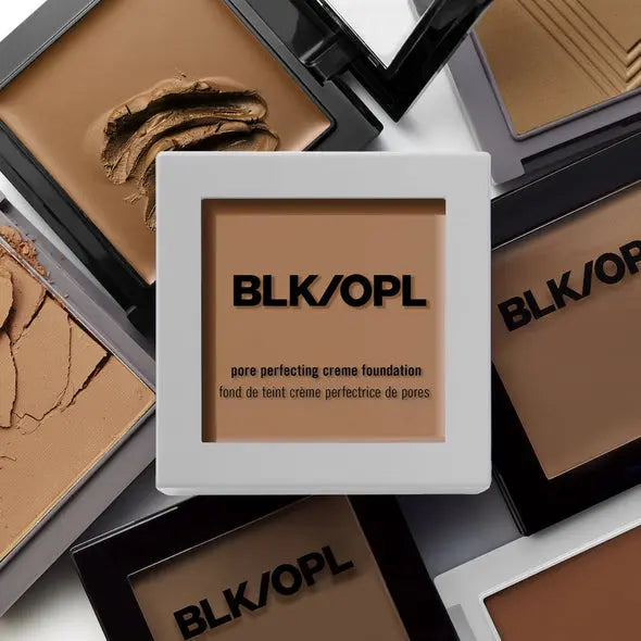Black Opal Pore Perfecting Crème Powder Foundation 640 Suede Mocha, foto 2 van 2