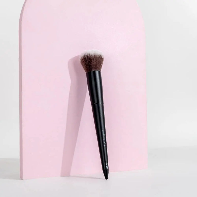Brushworks No. 12 Blush Brush