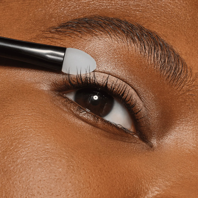 Catrice Effect Eyeshadow Duo Brush, 2-in-1 kwast met blendingkwast en siliconen sponsapplicator