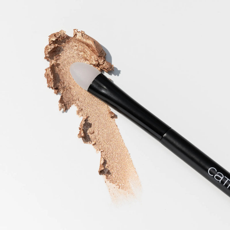 Catrice Effect Eyeshadow Duo Brush, 2-in-1 kwast met blendingkwast en siliconen sponsapplicator