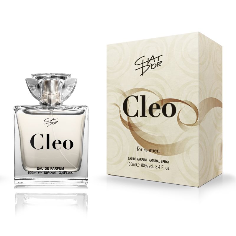 Chat D'or Cleo