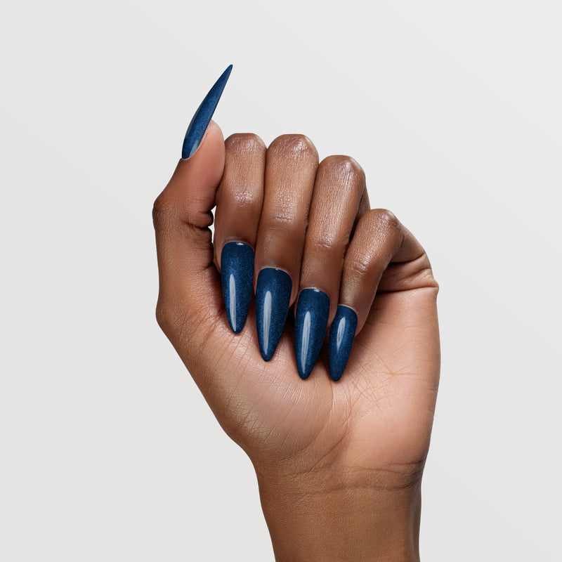 Chaun Legend gellak Naughty Navy op de nagel, tweede beeld