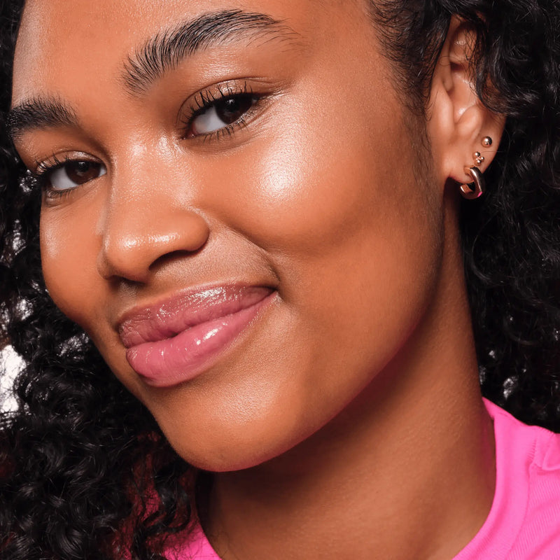 Essence Baby Got Glow Highlighter Stick 10 Golden Aura