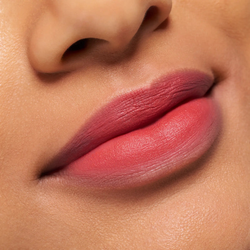 Essence Blur Soufflé Matte Lip Cream 07 Main Character