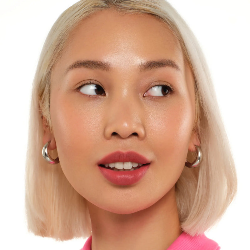 Essence Blur Soufflé Matte Lip Cream 07 Main Character