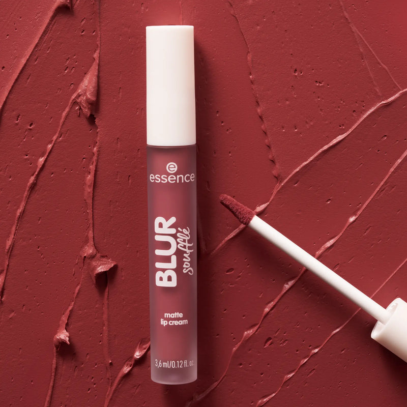 Essence Blur Soufflé Matte Lip Cream 07 Main Character