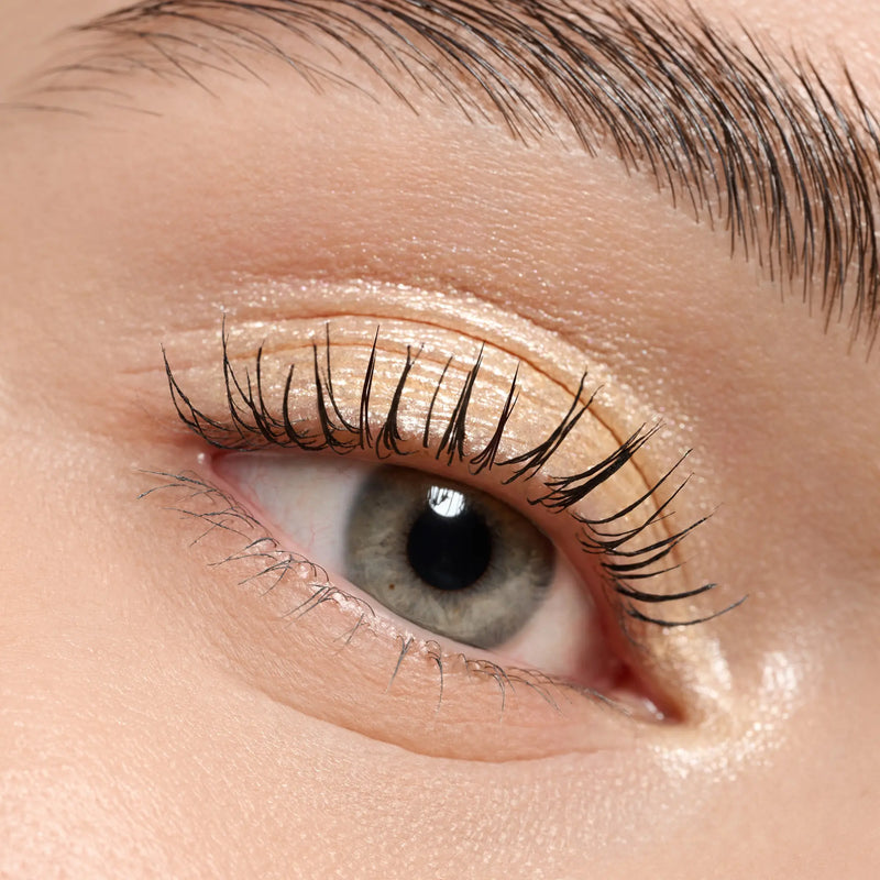 Essence Mono Eyeshadow Pearly 01 Golden Glow