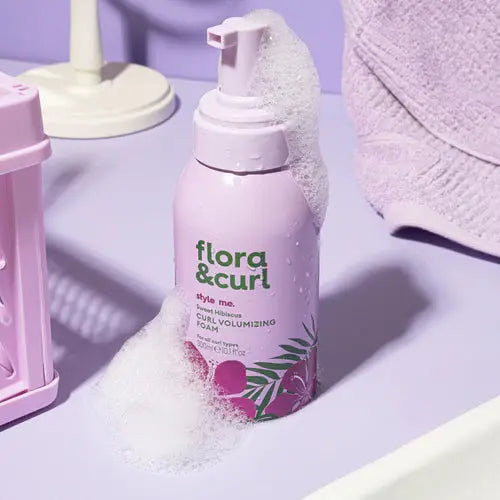 Flora & Curl Curl Volumizing Foam Sweet Hibiscus