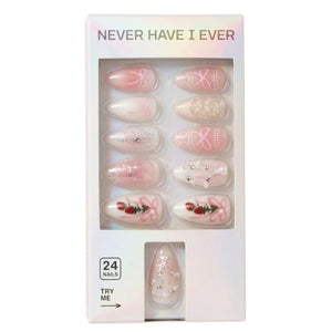 Press-On Nails Strawberries N Crème
