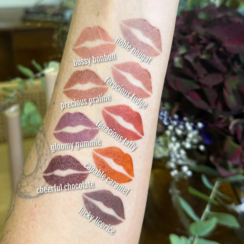 Singe Beauty Evocative Lip Fluff Noble Nougat, mousse-achtige liquid lipstick, foto 2 van 2
