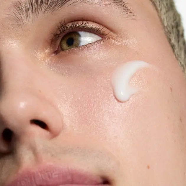 The Inkey List Hydrating Milky Cleanser 180 ml.