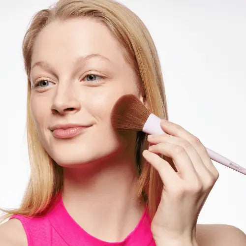 Essence Powder Brush 01 Powdered Perfection, ronde poederkwast met synthetische haren