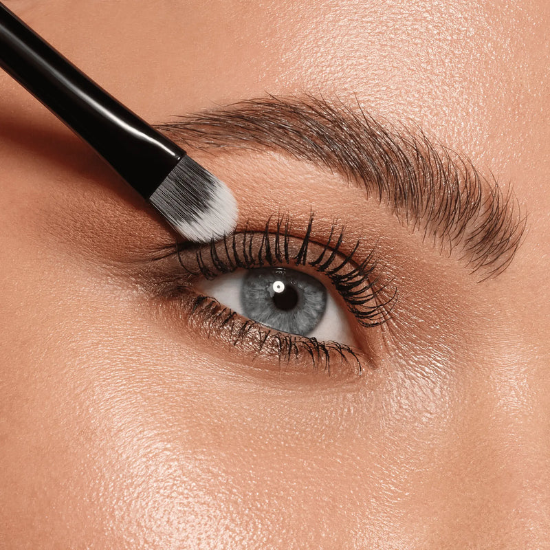 Catrice Effect Eyeshadow Duo Brush, 2-in-1 kwast met blendingkwast en siliconen sponsapplicator