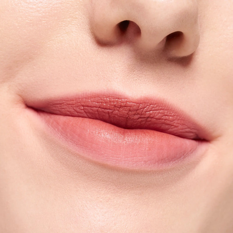 Essence Blur Soufflé Matte Lip Cream 12 Soft Launch