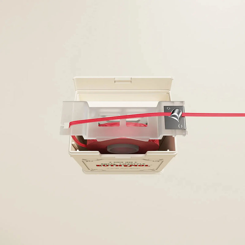 Euthymol Classic Floss, mondverzorging floss voor een frisse adem en tandplakverwijdering, foto 4 van 5