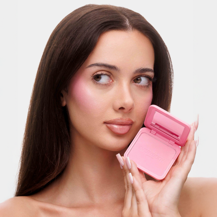 Everybody London Satin Blusher Lily’s Doll