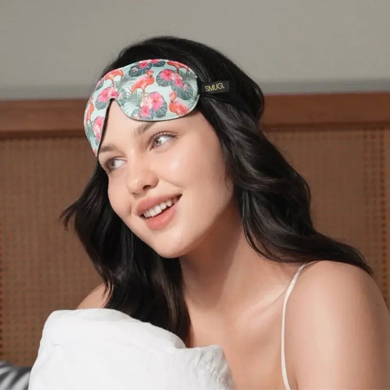 Smug Contoured 3D Blackout Sleep Mask Flamingo