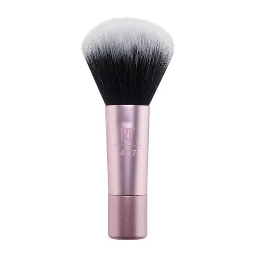 Real Techniques Mini Multitask Brush, een kleine ronde make-up kwast met synthetische haren.